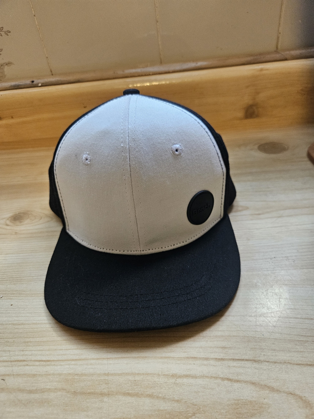Bench Two-Tone Black and White Snapback Hat